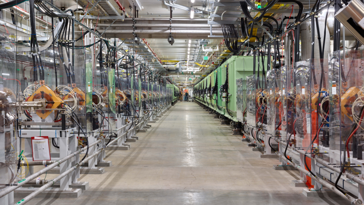 interior photo of the SRF LINAC 