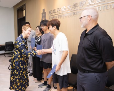 Professor Amelia Hadfield's visit to SII-DUFE greeting students, Sept 2025