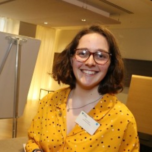 Ruth Carlson profile image