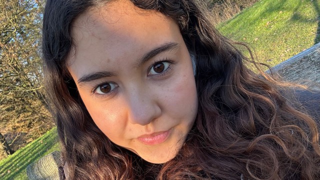 Commuting student Polina