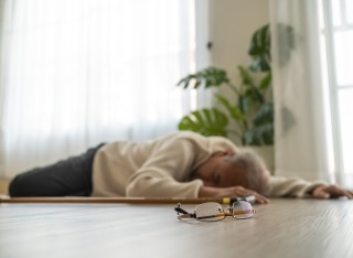 Elderly woman fallen on the floor
